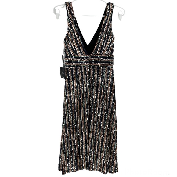 LULU’S NWT LIGHT IN THE NIGHT SEQUIN DRESS MULTICOLOR EXTRA SMALL - Picture 3 of 8